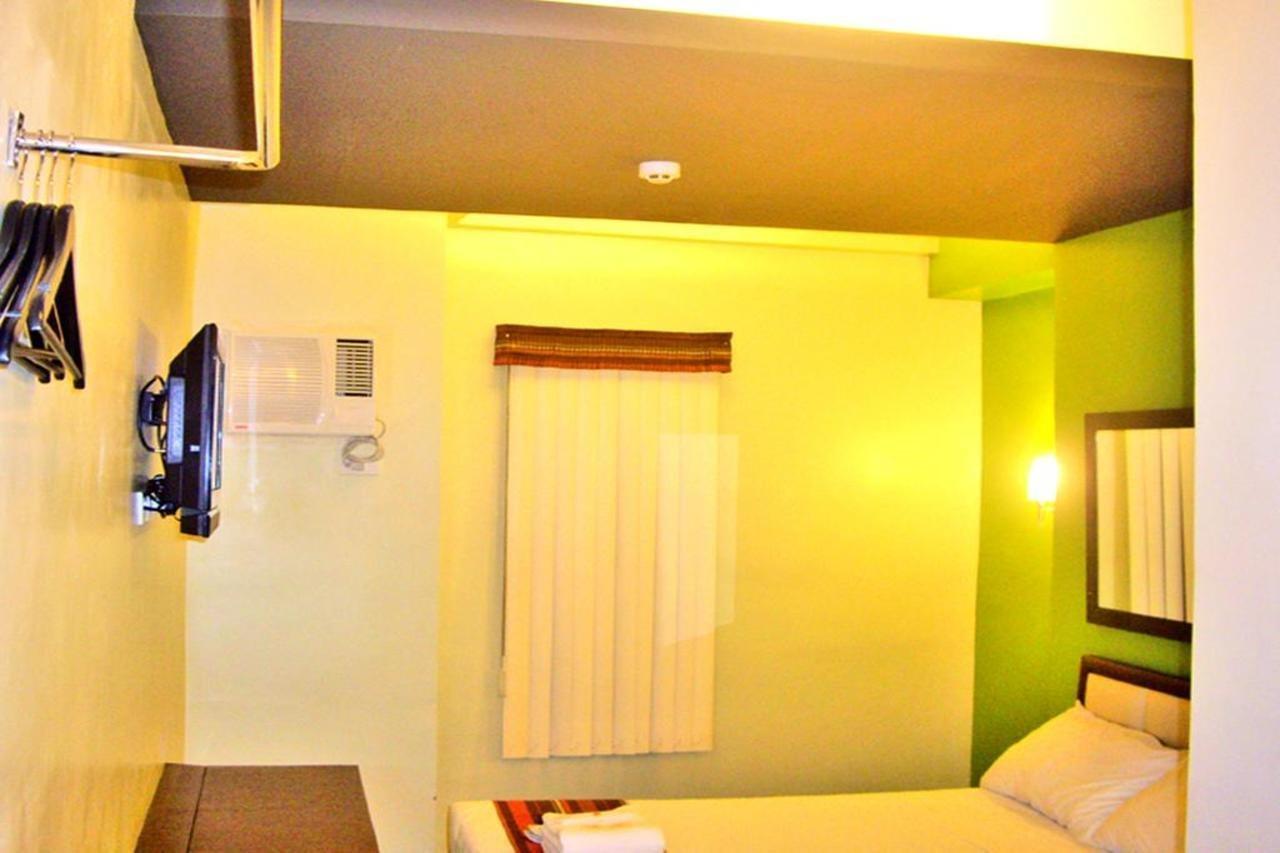 Express Inn Mactan Lapu-Lapu City Zewnętrze zdjęcie