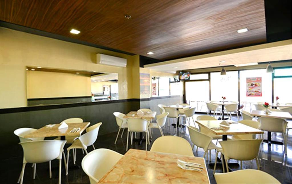 Express Inn Mactan Lapu-Lapu City Zewnętrze zdjęcie