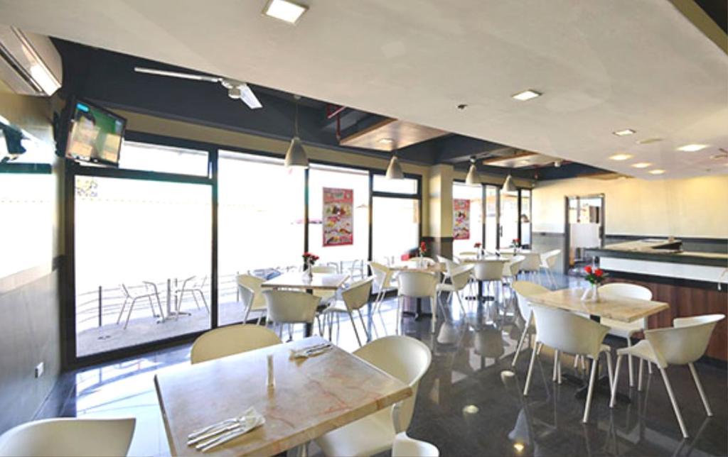 Express Inn Mactan Lapu-Lapu City Zewnętrze zdjęcie