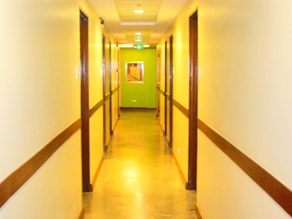 Express Inn Mactan Lapu-Lapu City Zewnętrze zdjęcie