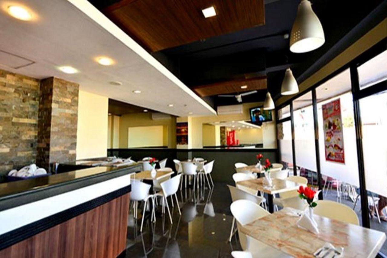 Express Inn Mactan Lapu-Lapu City Zewnętrze zdjęcie